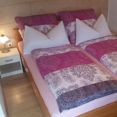 Ferienwohnung Raabe Lahr  エクステリア 写真